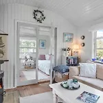 M343-vaeggerlose-rodbogvej-39 * Bøtø By